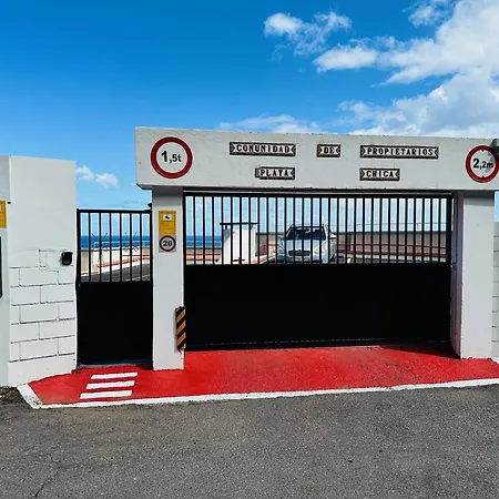 Pambnb - Modern Beachfront Hideaway *