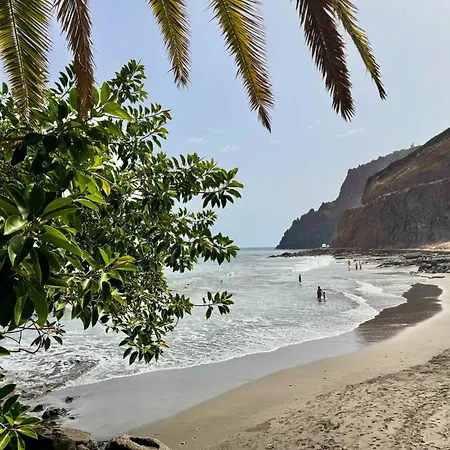 Pambnb - Modern Beachfront Hideaway Santa-Cruz de Ténérife