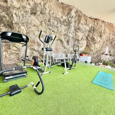 Appartement Pambnb - Modern Beachfront Hideaway