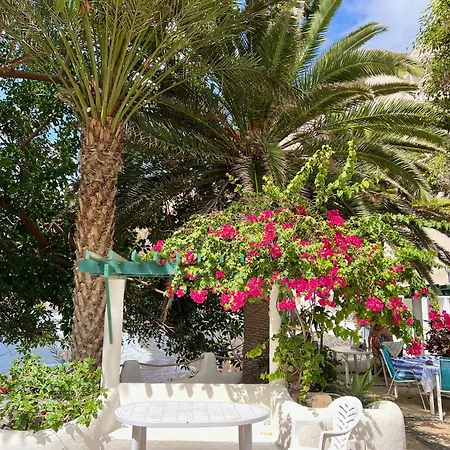 Daire Pambnb - Modern Beachfront Hideaway Santa Cruz de Tenerife